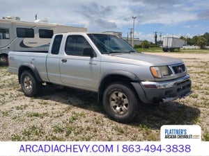 2000 Nissan Frontier 2WD XE